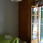 Lakis Apartments